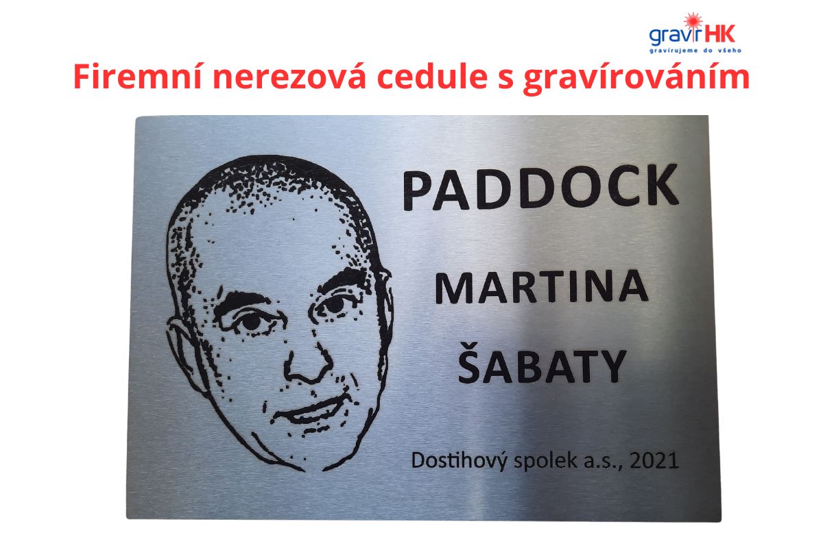 Firemní nerezová cedule s gravírováním